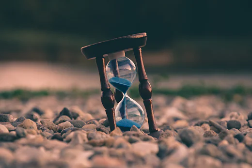 Time clock representing flexible shift scheduling